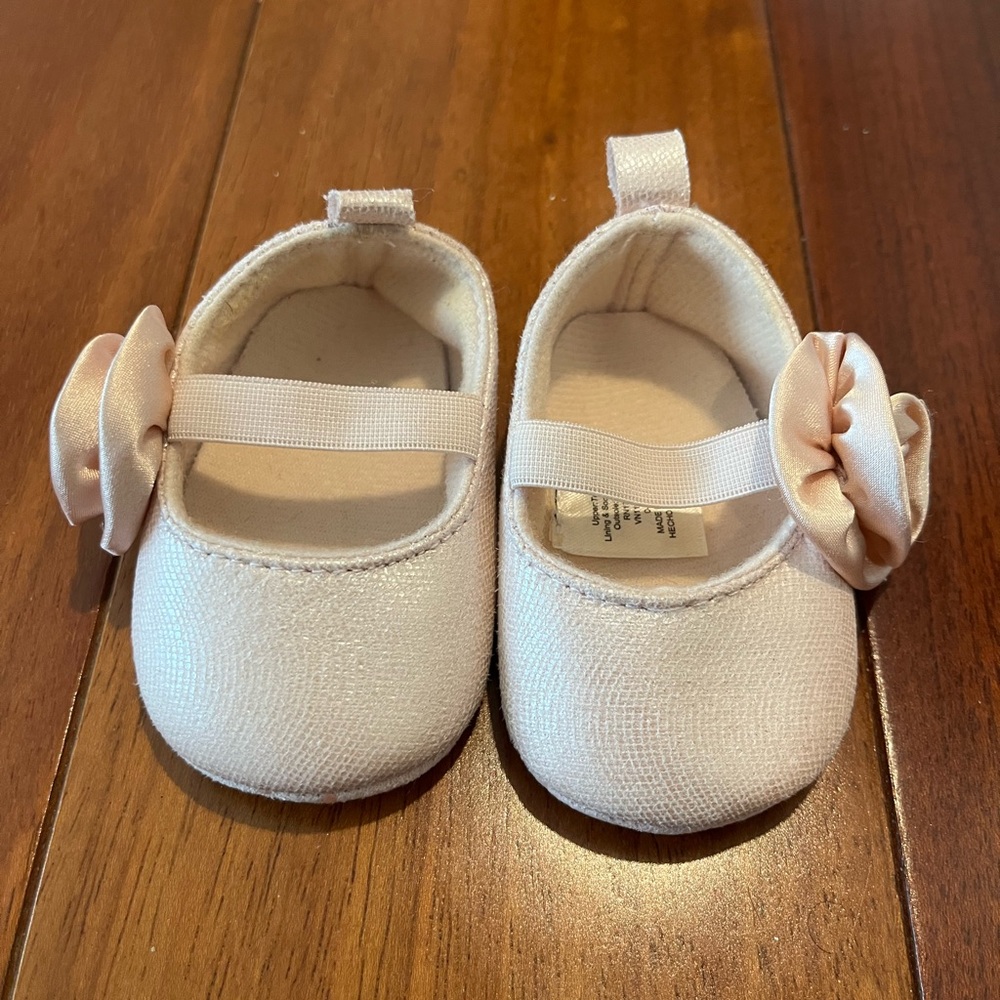 Pink Baby Shoes with Bow